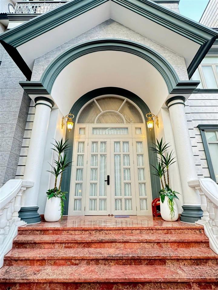 Villa đẹp an phú  giang văn minh quận 2, dt 12m x 20m  hầm 3 tầng  58 tỷ  hình thật