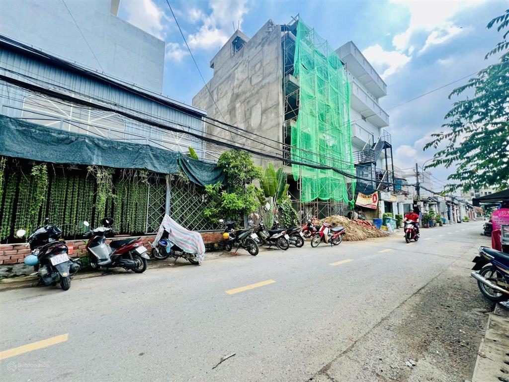 80tr/m2 bán mtkd sát phạm văn đồng 123m2 mặt tiền 6.5m khu sầm uất kd đa ngành