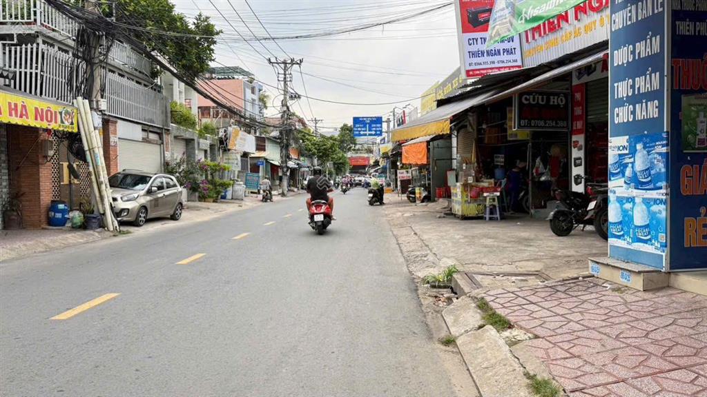 Gấp 55tr/m2  càn bán nhanh chdv linh tây thu nhập 80tr/th 600m2 thổ cư