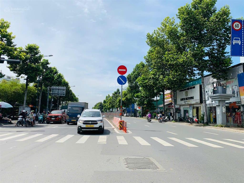 Lô đất linh tây 90m2  sát phạm văn đồng  hxh  vuông vức  6,3 tỷ