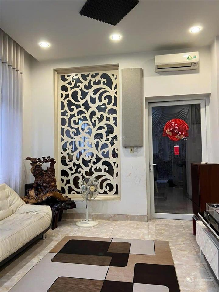 Bán nhà 130m2 trường thọ  đường 10m thông  mặt tiền lớn 8.5m  gần ga metro  12.6 tỷ (97tr/m2)