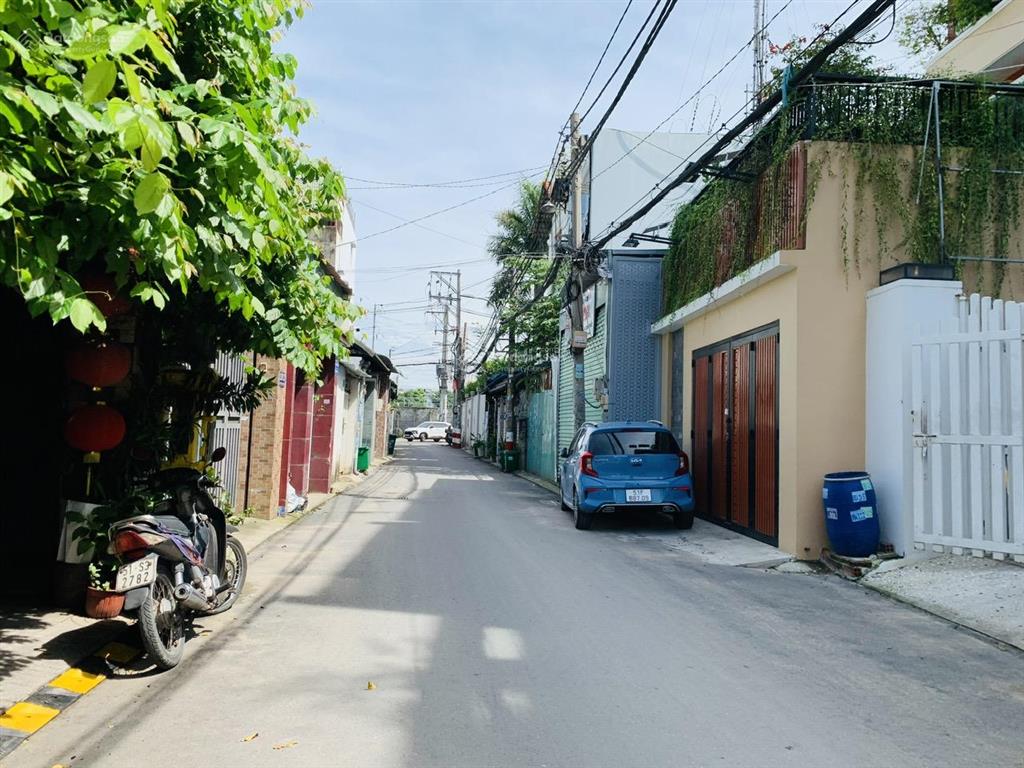 Bán nhà gần phạm văn đồng  130m2  đường xe tải  nở hậu  9,99 tỷ còn tl mạnh