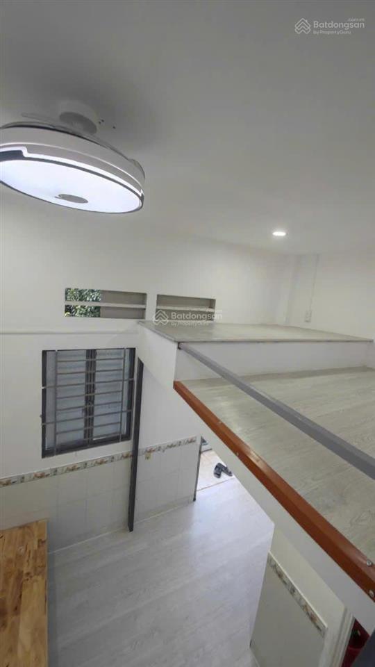 Bán chdv 4 tầng cho thuê 30tr/th 140m2 ngang 10m hẻm xe tải gần vincom tđ 11 tỷ tl
