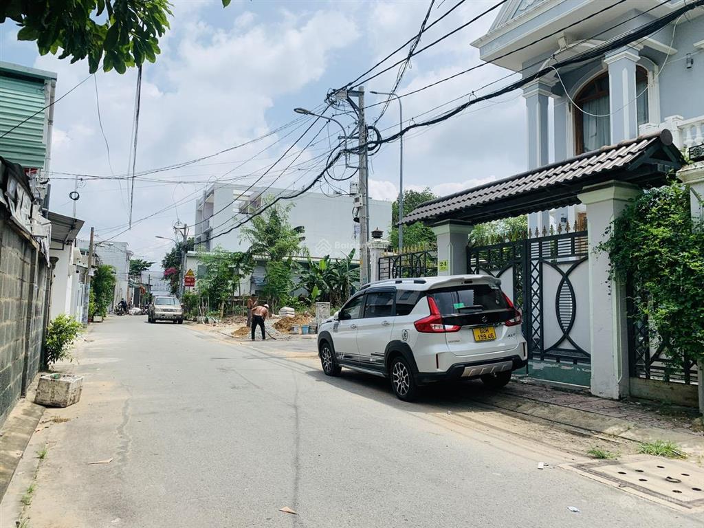 Bán đất tặng nhà c4  77m2  hxh  sát phạm văn đồng  3.55 tỷ