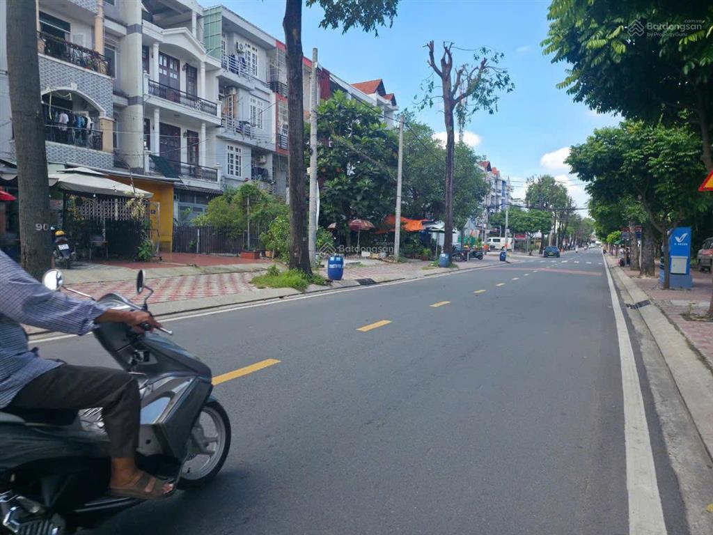 70tr/m2  bán đất hxh 92m2  vuông vức  gần kha vạn cân  linh trung  6 tỷ hơn