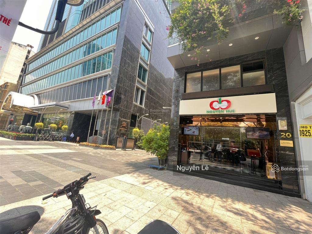 Cần cho thuê gấp mặt tiền nguyễn huệ  khu phố đi bộ trung tâm quận 1 giá 88tr