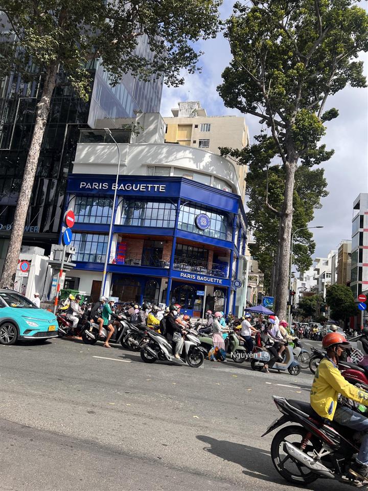 Cần cho thuê góc 2 mặt tiền cao thắng  nguyễn thị minh khai giá 138tr