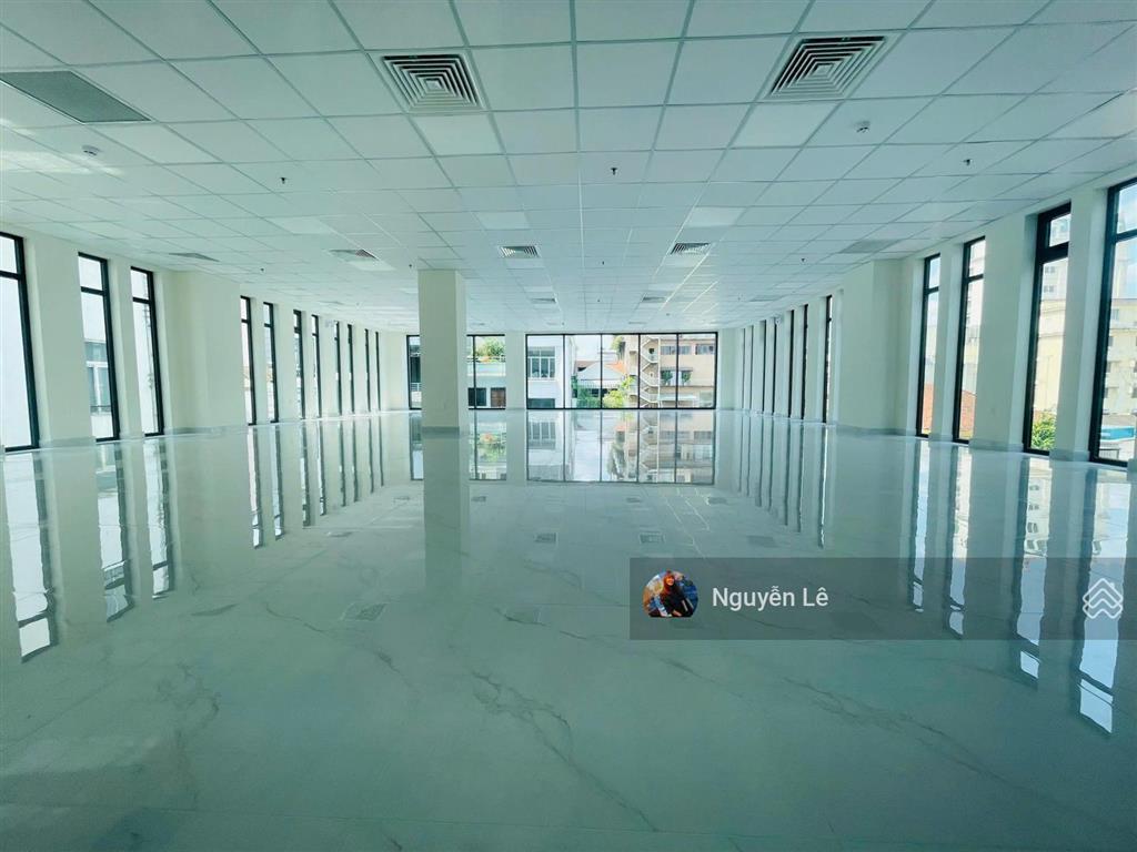 Cần cho thuê góc 2 mặt tiền tú xương  trương định quận 3 giá 180tr