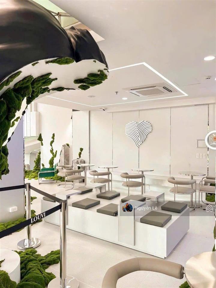 Cần cho thuê góc 2 mặt tiền lưu văn lang  nguyễn trung trực giá 140 triệu