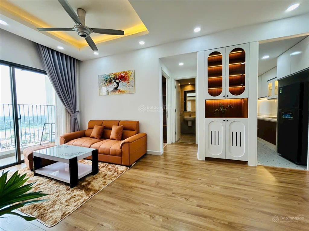 Bán căn hộ 2 phòng ngủ tại tòa 5, hướng nhìn ra sông. người nước ngoài đủ điều kiện sở hữu