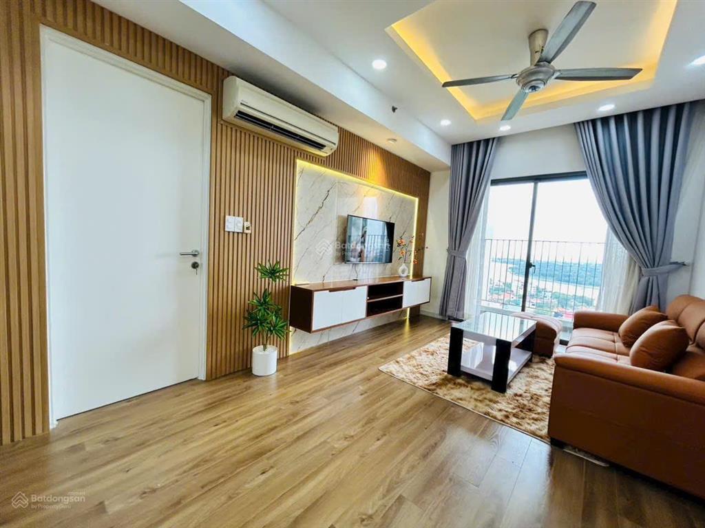 Bán căn hộ 2 phòng ngủ tại tòa 5, hướng nhìn ra sông. người nước ngoài đủ điều kiện sở hữu