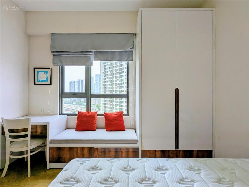 Siêu hiếm  bán căn góc 2pn  2wc masteri thảo điền tháp 3 view sông mát mẻ  hướng đông nam