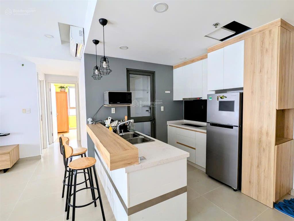 Bán căn góc 2pn tháp 3 masteri thảo điền full nội thất. view mát mẻ, nhìn được sông. giá ngộp