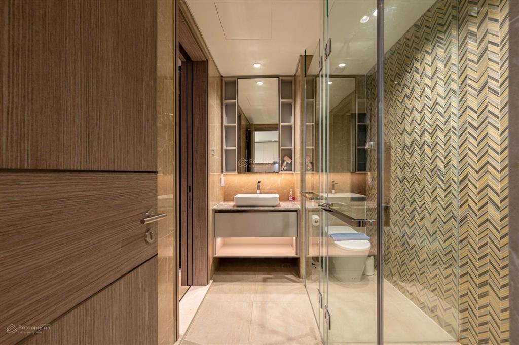 The opera metropole  bán căn hộ cao cấp 1 phòng ngủ view cầu bason  toà marina ifc  xem pháo hoa