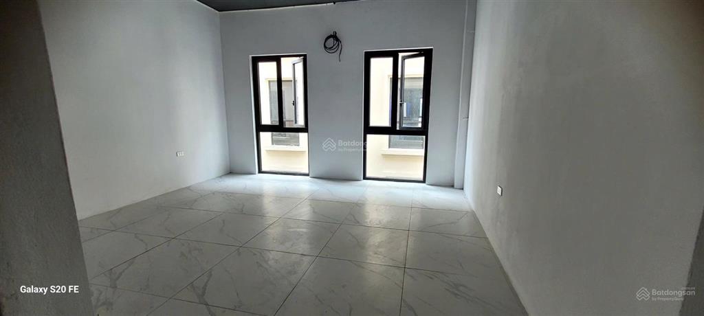 Cho thuê liền kề 80m2 tại vinhomes cổ loa đã hoàn thiện cơ bản 5 tầng giá 17 triệu/tháng