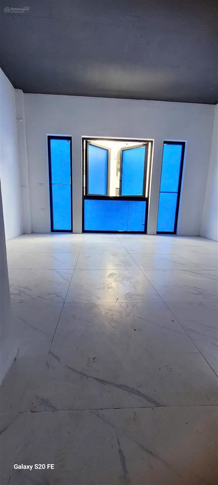 Cho thuê liền kề 80m2 tại vinhomes cổ loa đã hoàn thiện cơ bản 5 tầng giá 17 triệu/tháng
