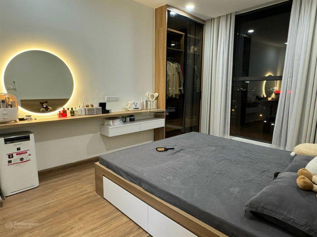 Cho thuê chung cư grand jardin sài đồng  3 pn , 2wc  full nội thất 13 triệu tiện ích xung quanh