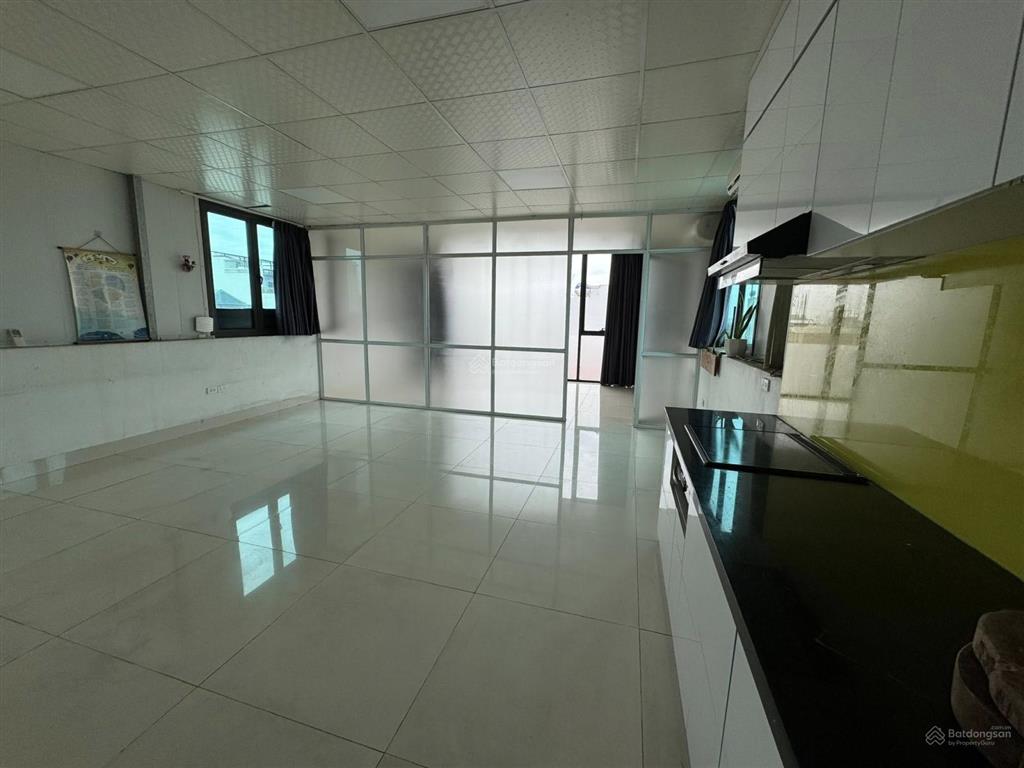 Phúc lợi  tòa nhà 7 tầng  thang máy  23 triệu  văn phòng, spa, trung tâm dạy học, phòng khám