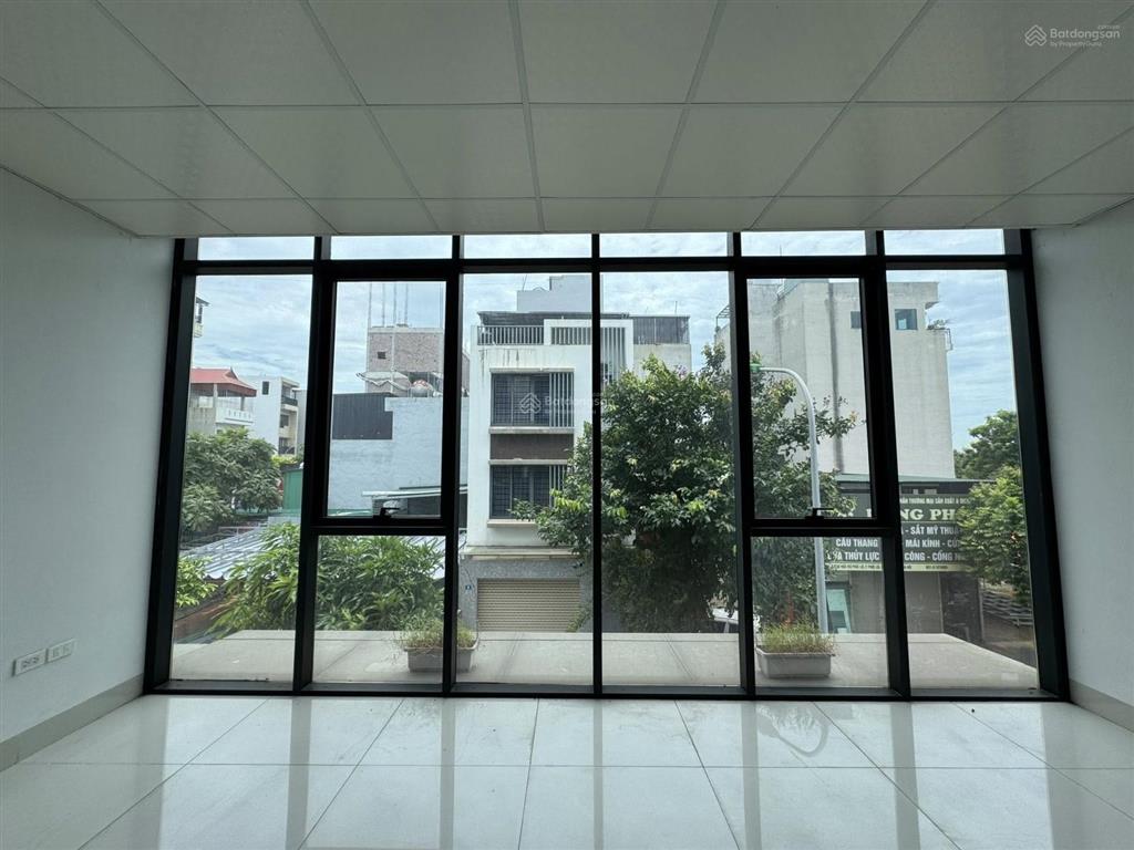 Phúc lợi  tòa nhà 7 tầng  thang máy  23 triệu  văn phòng, spa, trung tâm dạy học, phòng khám