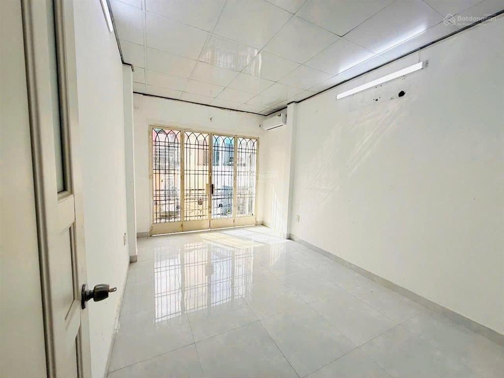 Hẻm xe hơi thông hoàng hoa thám, p5, phú nhuận  3.3 x 12 3 tầng 4pn 3wc 9.2 tỷ