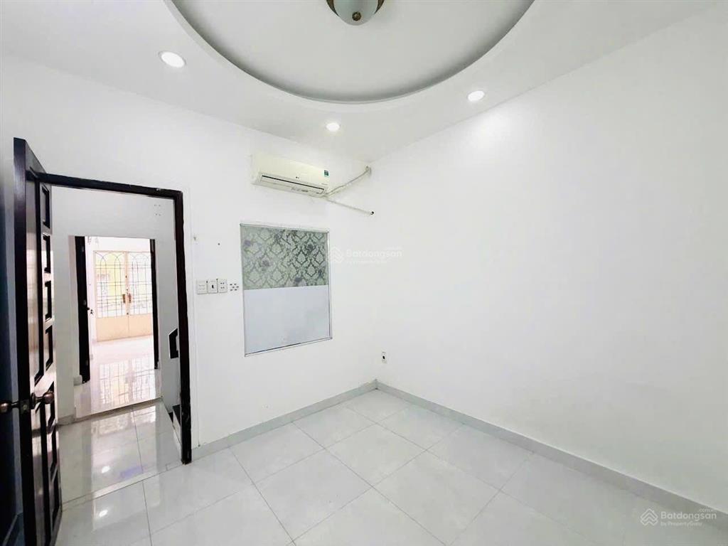 Hẻm xe hơi thông hoàng hoa thám, p5, phú nhuận  3.3 x 12 3 tầng 4pn 3wc 9.2 tỷ