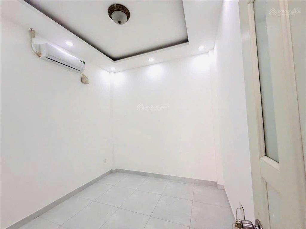 Hẻm xe hơi thông hoàng hoa thám, p5, phú nhuận  3.3 x 12 3 tầng 4pn 3wc 9.2 tỷ