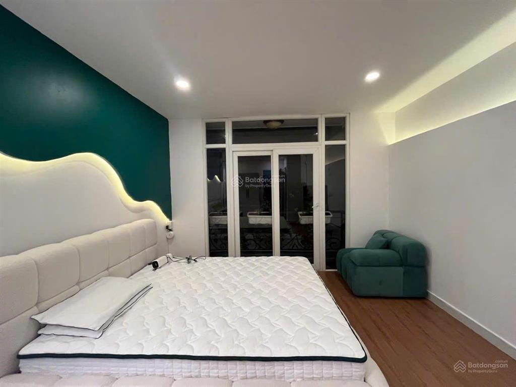  kim hưng  bán nhà nguyễn công hoan, phú nhuận, 5 tầng hẻm xe hơi dòng tiền 20 triệu/tháng
