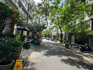 Bán nhanh nhà phố hưng gia, pmh, q. 7, 6x18,5m, 1t 4l, giá chỉ 26,x tỷ, rẻ thị trường