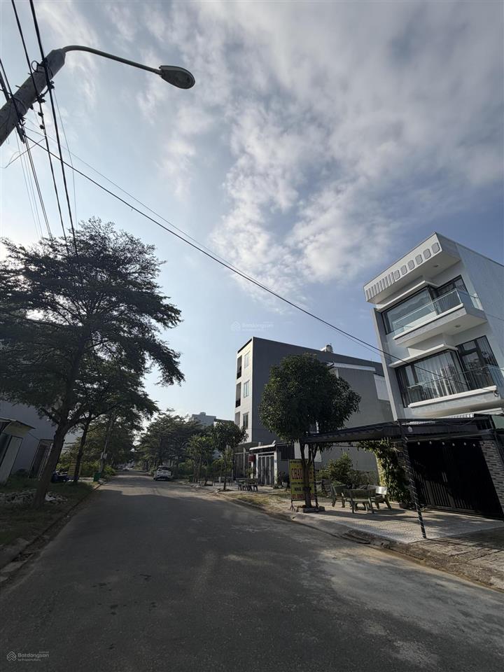 Bán lô đất đẹp trục nguyễn quý anh, phú mỹ an gần sông view trực đỉnh fpt plaza