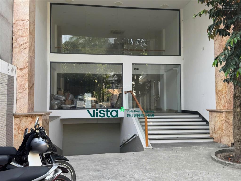 Liền kề soko thảo điền  sân để được hơn chục xe máy  cho thuê lẻ tầng căn hộ 213m2  40 triệu