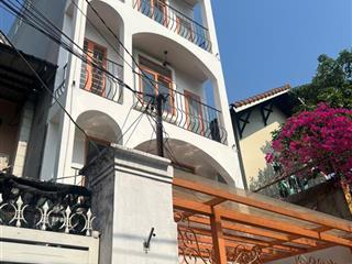 Mặt tiền thảo điền toà chdv 18 phòng, hiếm có tại trần văn sắc, thảo điền !