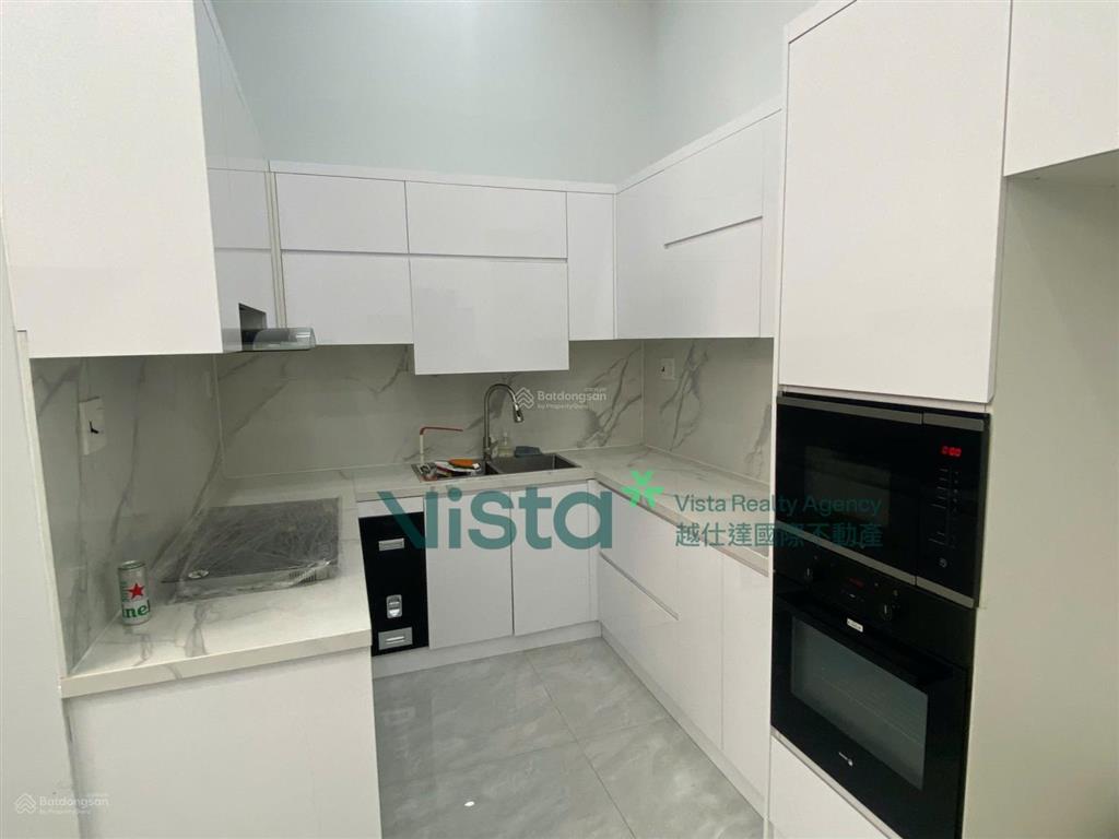 Cho thuê nhà riêng có sân rộng 25m2 gần siêu thị an phú  35 triệu  2pn  110m2