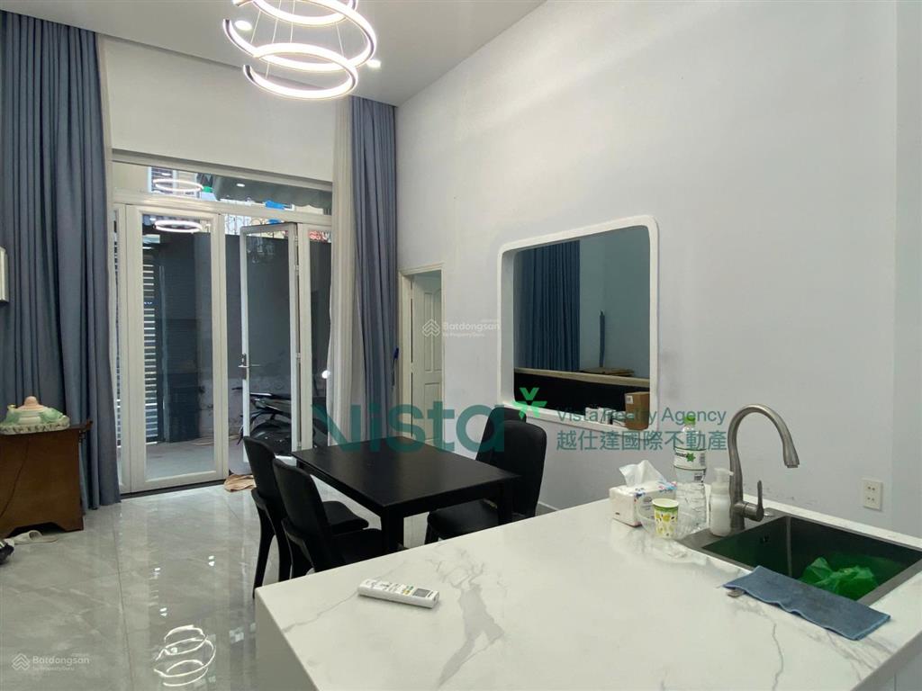 Cho thuê nhà riêng có sân rộng 25m2 gần siêu thị an phú  35 triệu  2pn  110m2