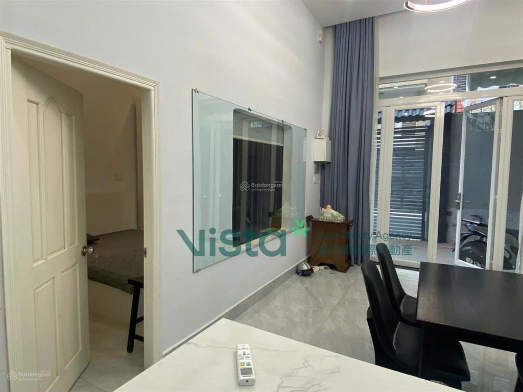 Cho thuê nhà riêng có sân rộng 25m2 gần siêu thị an phú  35 triệu  2pn  110m2
