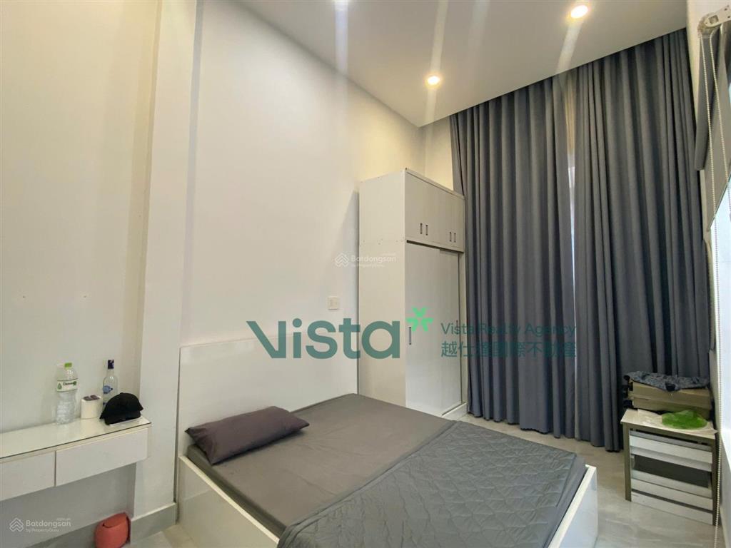 Cho thuê nhà riêng có sân rộng 25m2 gần siêu thị an phú  35 triệu  2pn  110m2