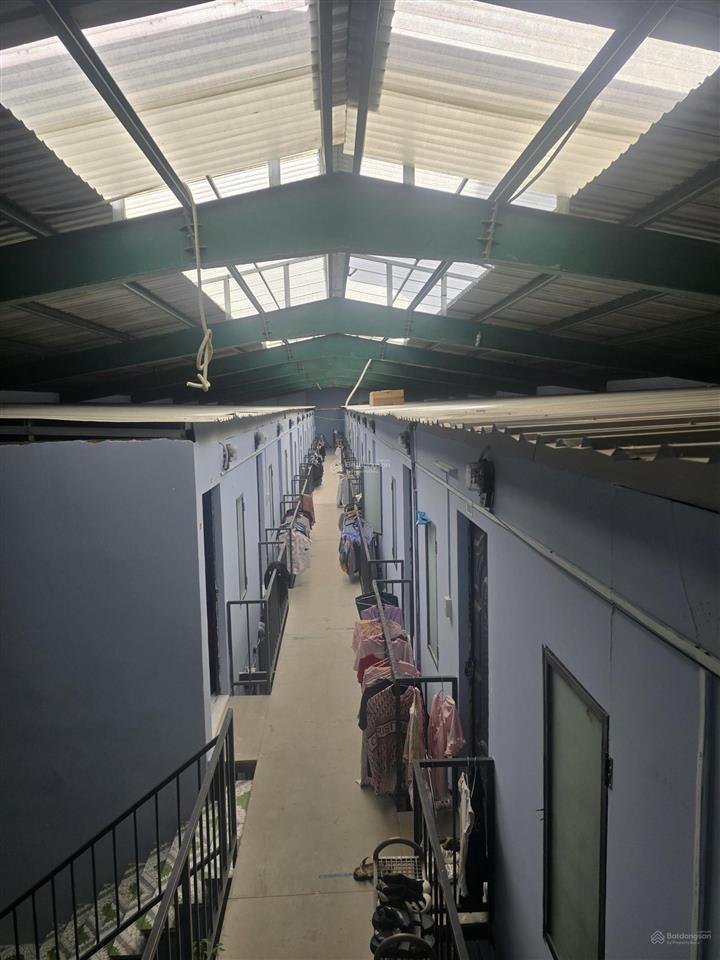 Bán gấp nhà cấp 4, diện tích 320m2, đường 10m kế bên pictity