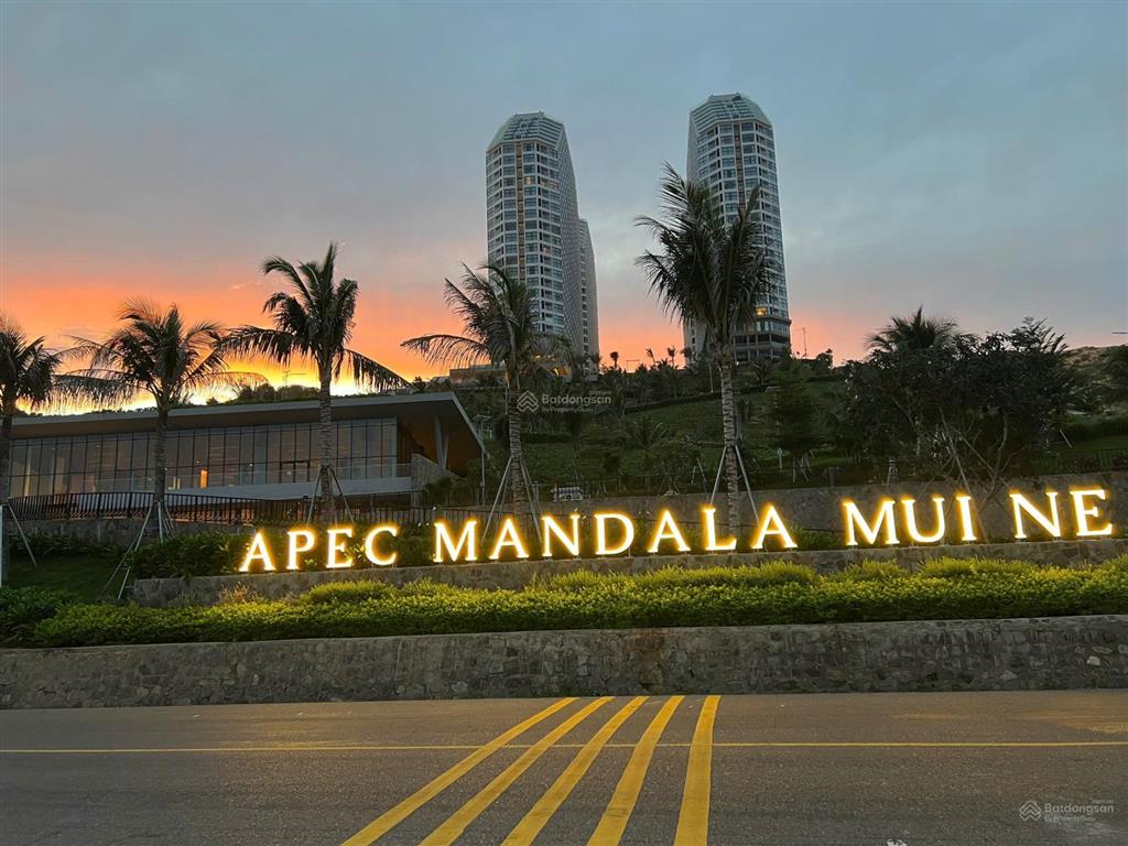 Ngộp tiền bán căn hộ apec mũi né giá 660tr  32m2 toà ruby ( giá 100% ) full nội thất chủ đầu tư