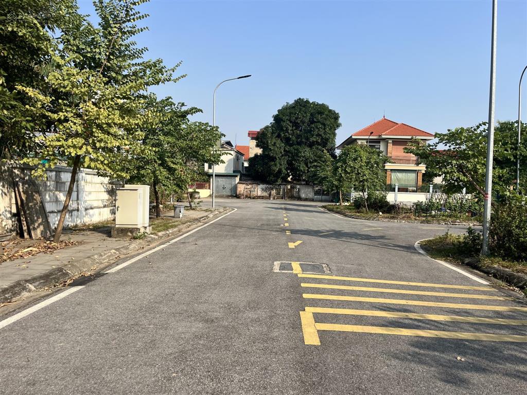 Bán đất tại quốc lộ 5b, 4,5 tỷ
85m2, văn lâm, hưng yên  hot! uy tín