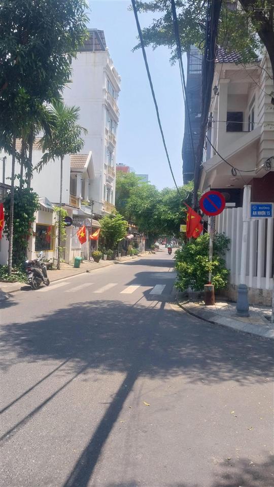 Bán căn villa đường dương đình nghệ, sơn trà. 2 mặt đường trước sau. ngang lý tưởng 6,3m