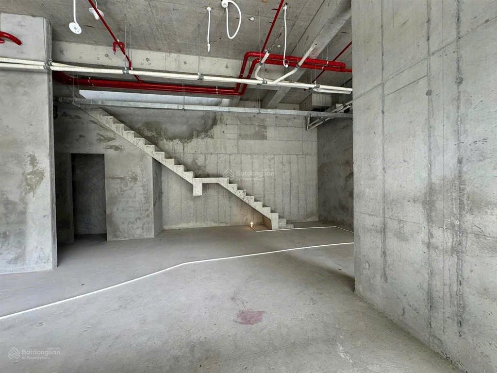 Bán shop khối đế the aurora, diện tích ~153m2, 1 trệt 1 lầu, thanh toán chỉ 7,4tỷ ký ngay hđmb