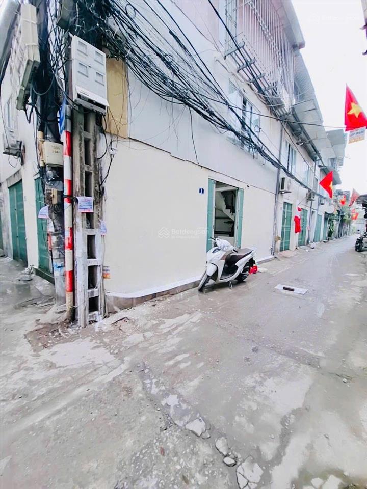 Cho thuê nhà 3 tầng 2 mặt tiền chính chủ