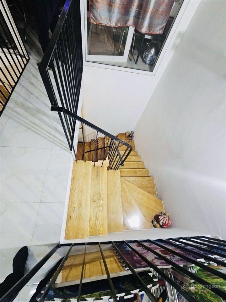 Nhà đẹp hẻm xe ô tô tránh, thông lê văn sỹ, trường sa, 65m2, 6 tầng btct, nhỉnh 15 tỷ.