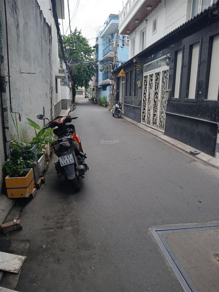 Bán nhà mới, đẹp vào ở ngay, 5 tầng, hẻm ô tô thông, sát đặng văn ngữ, ngang 6m chỉ có 10,5 tỷ.