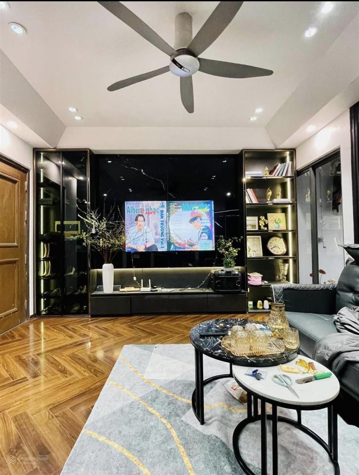 Bán căn hộ 80m2 tại rainbow building, p văn quán, giá ưu đãi chỉ với 7,5 tỷ vnd