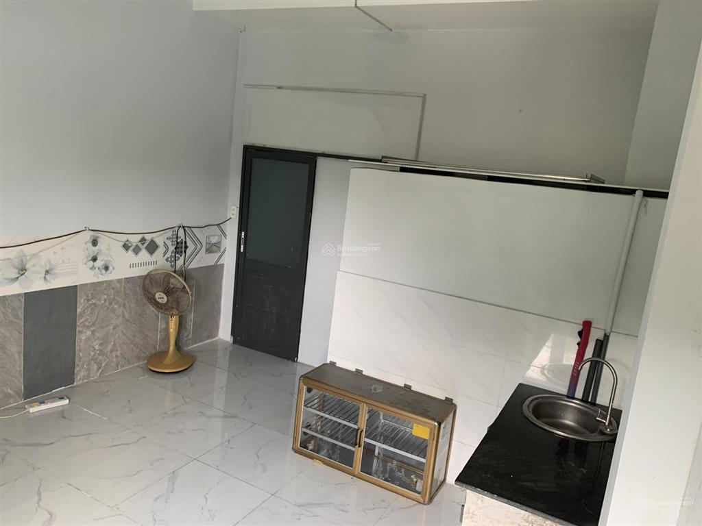 Cho thuê chdv 22m2 đường lê văn thọ ngay góc 2 mặt tiền cửa sổ, rất tiện nghi, thoáng mát, an ninh