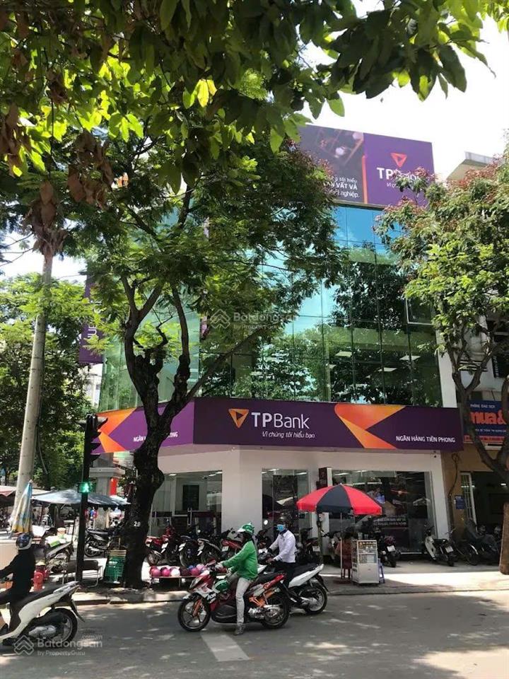 Ngay chợ bến thành, mt lê thị hồng gấm đoạn đẹp, dt 11.5 x 16m (185m2), 3 tầng, giá 129 tỷ tl