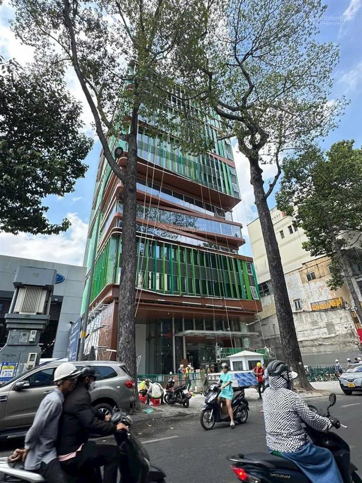 Bán nhà mt hai bà trưng  p6  q3 dt 20x40m (800m2), 2 tầng, ctxd 2 hầm 14 tầng, giá 350 tỷ