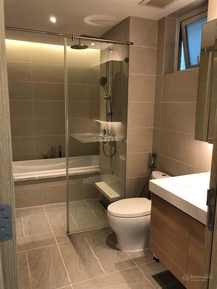 Cho thuê căn hộ 3pn sala thủ thiêm. ban công hướng view nội khu thông thoáng. giá cho thuê 35tr.