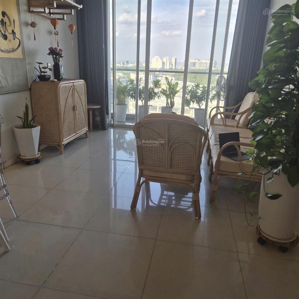 Cho thuê căn hộ sala q2, view thoáng mát, không gian yên tịnh, nhiều tiện ích xung quanh.