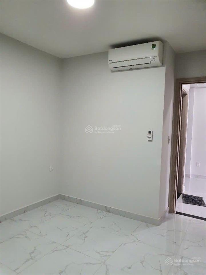2pn sẵn đồ điện cơ bản cho khách có thể vào ở liền tại charm city